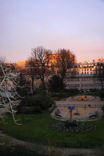 min 2006 03 26 parisxiv 294